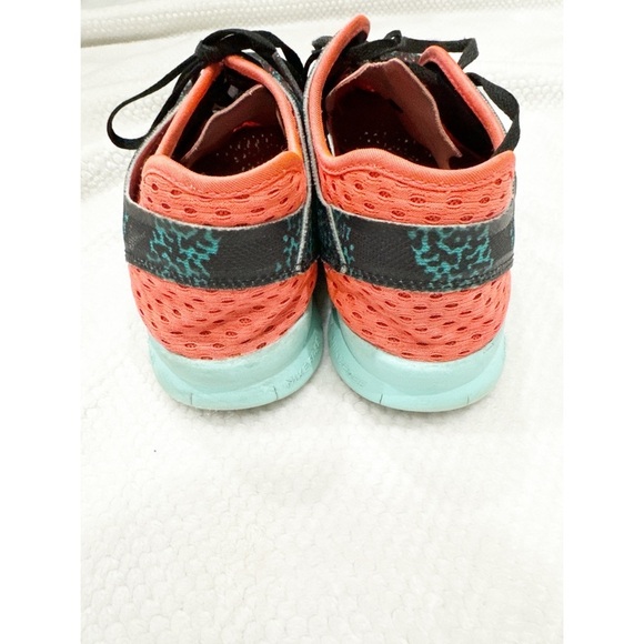 Nike Free TR Fit 5 Women’s Athletic Running Shoes Sneakers Size 8.5 - Picture 7 of 7